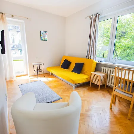 Hoza Str Apt. Great Location. Close To Everything. Apartamento *