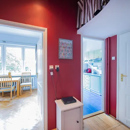 Hoza Str Apt. Great Location. Close To Everything. דירה *